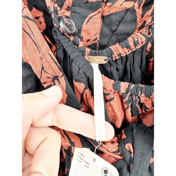 Free People Perfect Sundress Dark Floral Tie Back Button Front S NEW - Picture 3 of 7